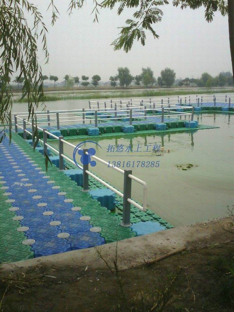 農(nóng)莊浮橋